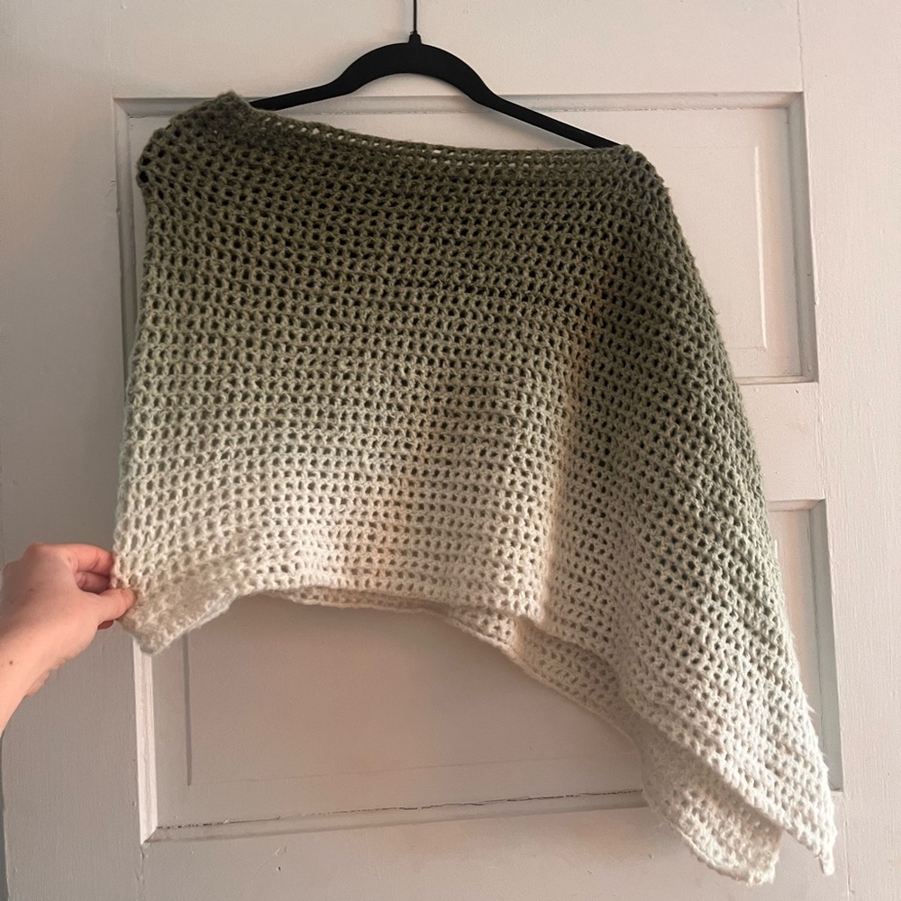 Ombré Off Shoulder Crochet Poncho